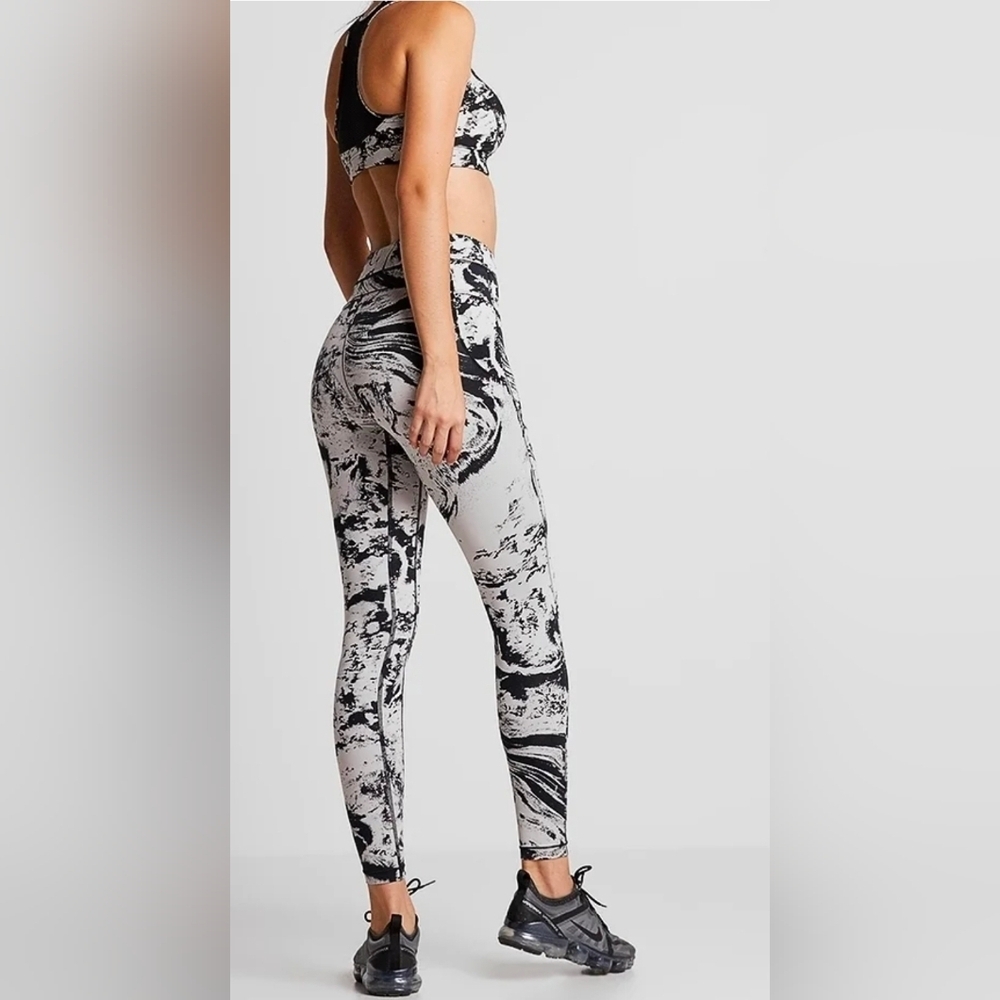 Casall Set Of Top Cup Size A/B & Leggings Size XS